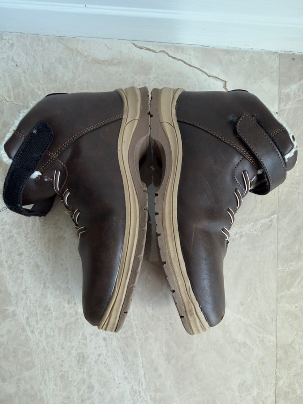 Boys Girls kids brown winter short Boots Faux Fur rubber soles Size Big Kid 4 - Picture 9 of 12